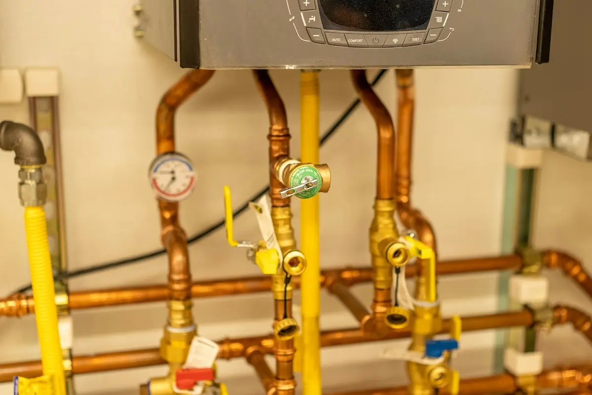 Licensed technician providing Emergency Plumbing for a homeowner in Tequesta